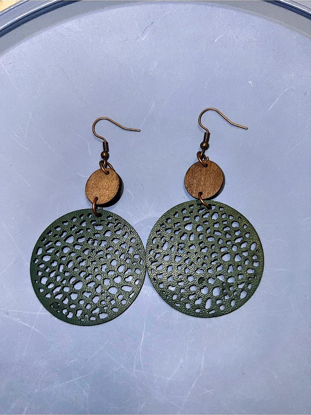 Green & Brown Cutout Dangle Earrings Like New